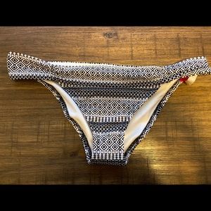 NWOT Victoria’s Secret Banded Bikini Bottom